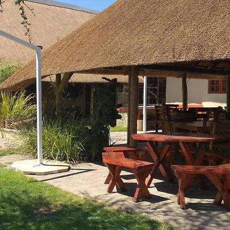 Uitkyk Guest Farm Hotel Usakos Ngoại thất bức ảnh