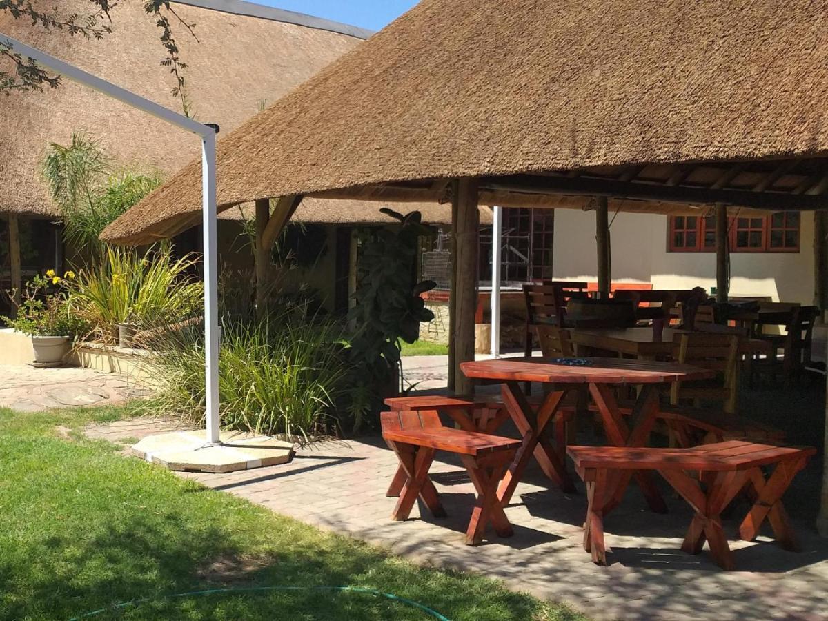 Uitkyk Guest Farm Hotel Usakos Ngoại thất bức ảnh