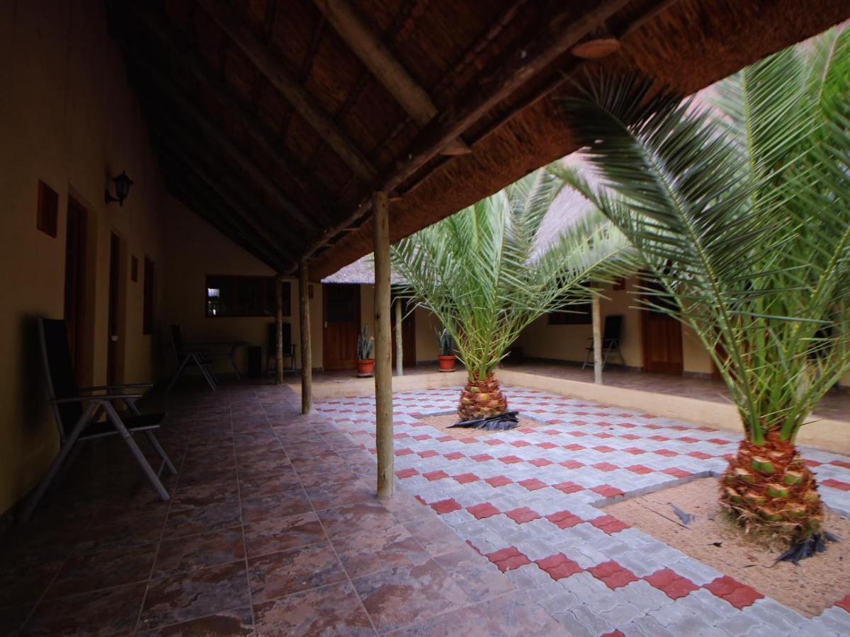 Uitkyk Guest Farm Hotel Usakos Ngoại thất bức ảnh